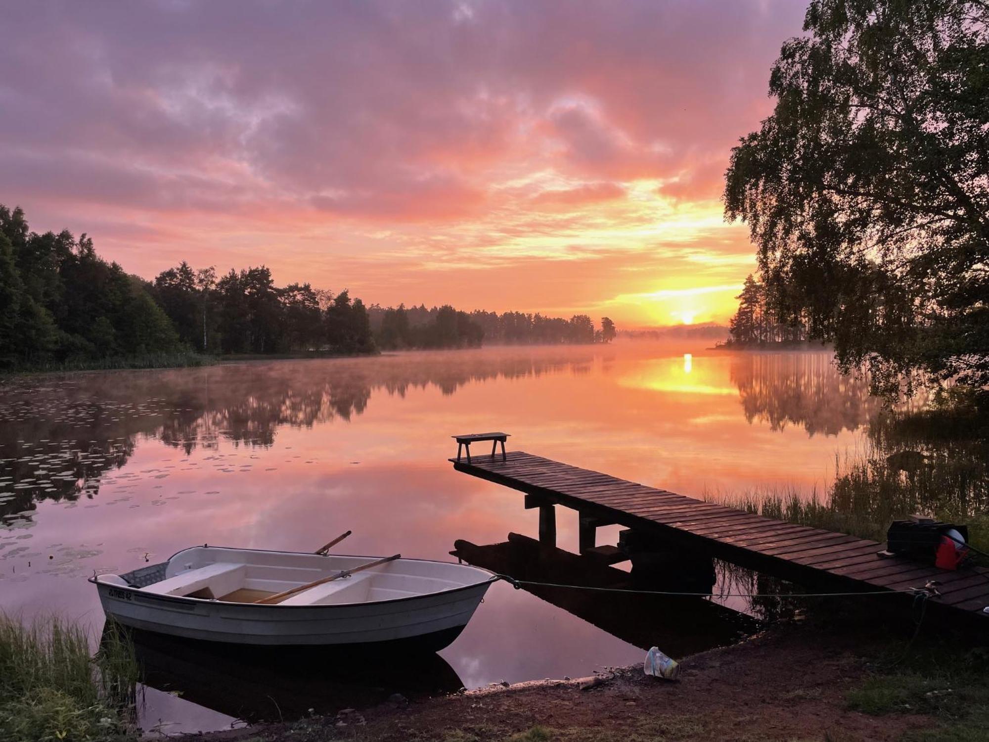 Naturskoent Boende Vid Sjoe Skånes Fagerhult Exteriér fotografie
