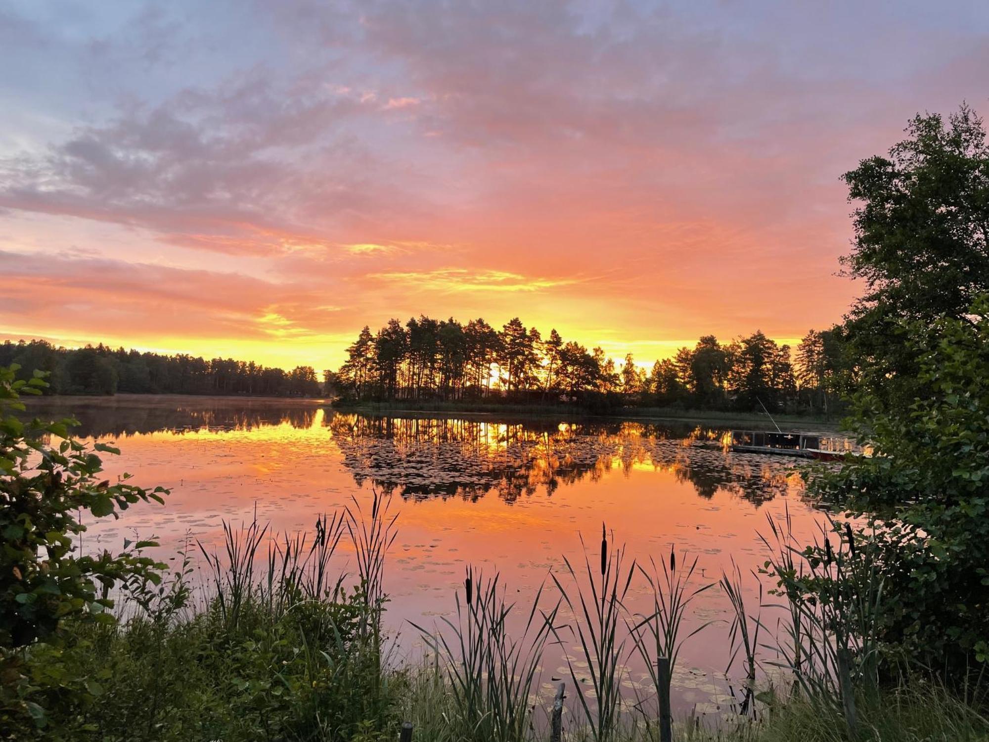 Naturskoent Boende Vid Sjoe Skånes Fagerhult Exteriér fotografie